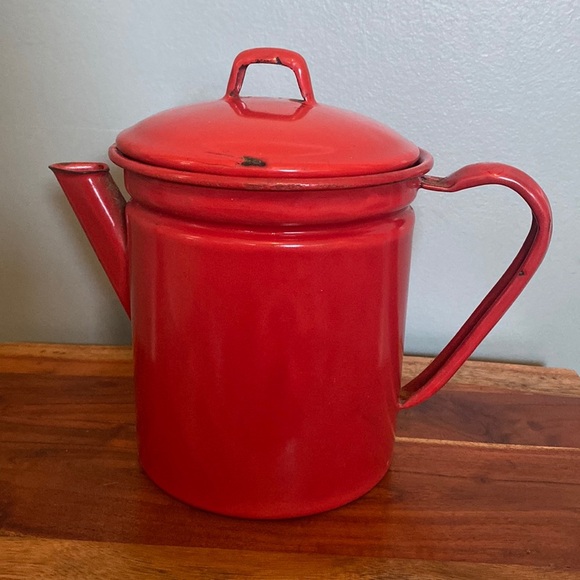 Porcelain red enamel coffee pot 1940 tea pot. Shabby chic retro cottagecore - Picture 1 of 11